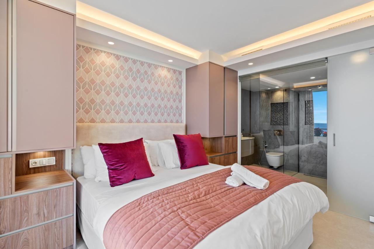 شقة Fully Renovated Frontline Flat ماربيا المظهر الخارجي الصورة