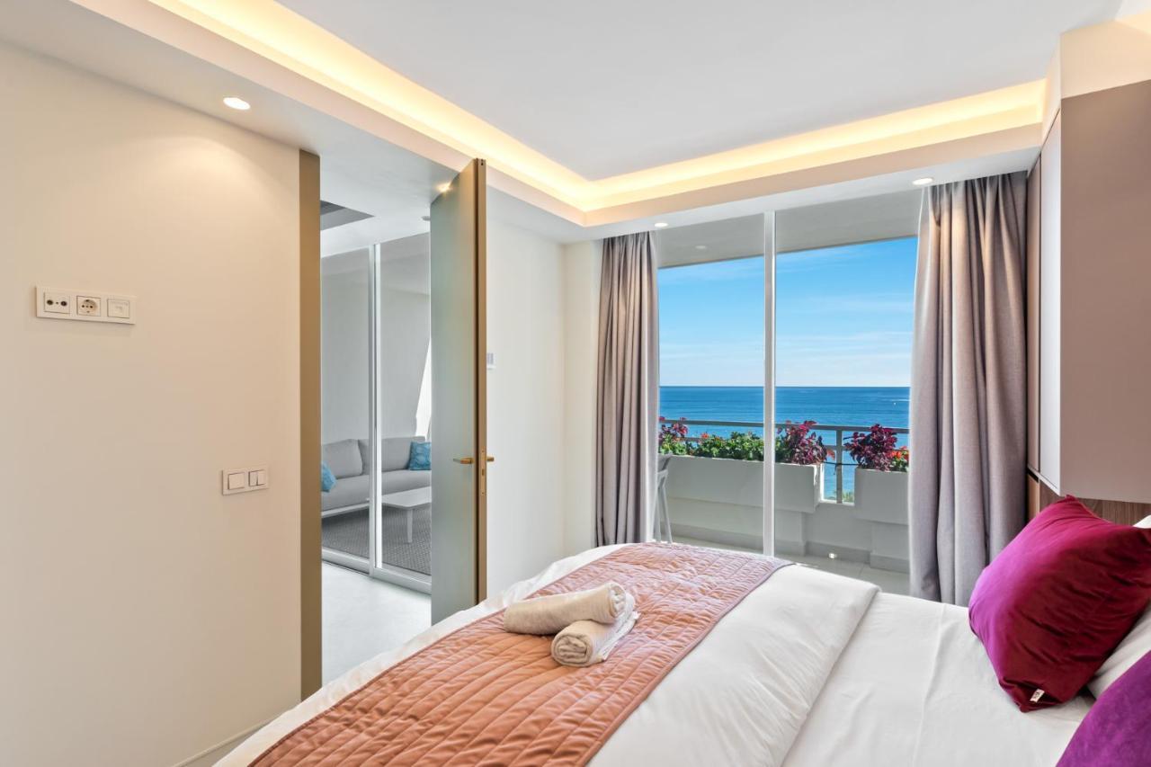 شقة Fully Renovated Frontline Flat ماربيا المظهر الخارجي الصورة